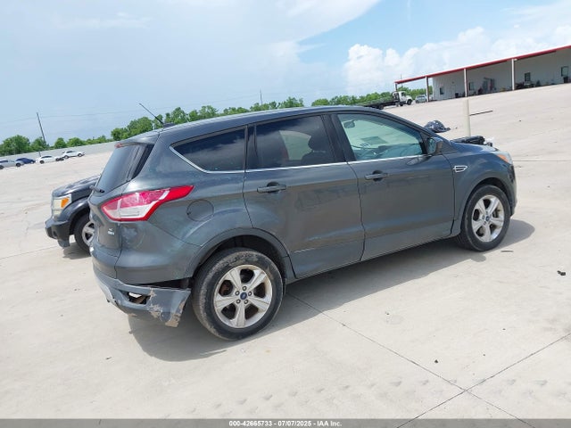 1FMCU9GX8GUB27795 Ford 2016