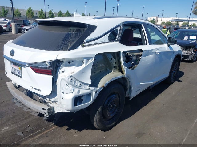 2T2BGMCA3GC007519 Lexus 2016