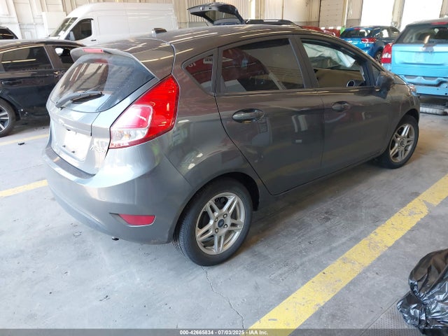 Ford 2019 2019 3FADP4EJ4KM115860 Image 4