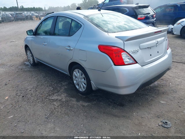 3N1CN7AP1JL883889 Nissan 2018