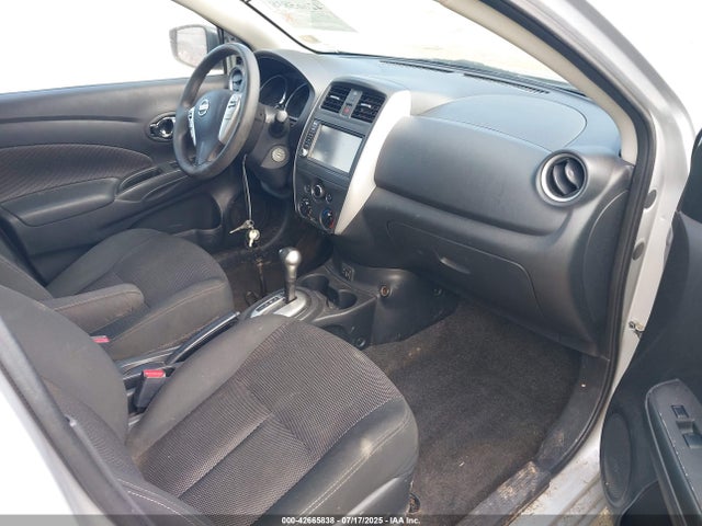 3N1CN7AP1JL883889 Nissan 2018
