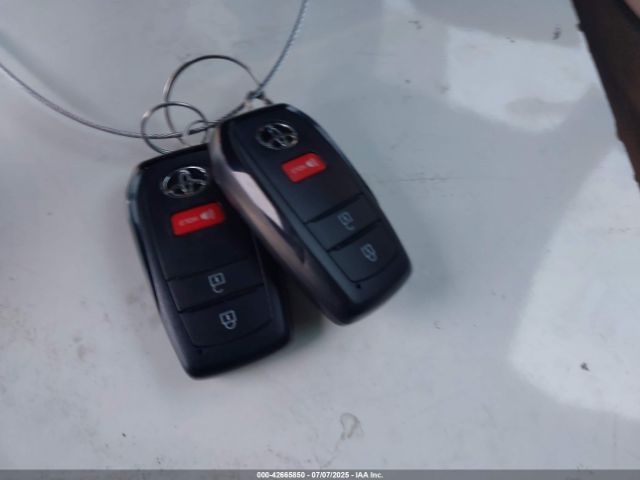 2025 TOYOTA COROLLA CROSS HYBRID 7MUFBABG0SV076702 Photo 10