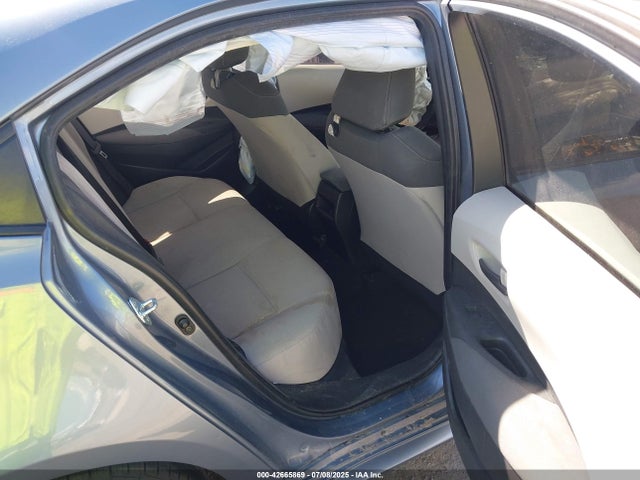 Продаж на аукціоні авто 2022 Toyota Corolla Le, vin: JTDEPMAE6N3008970, номер лоту: 42665869
