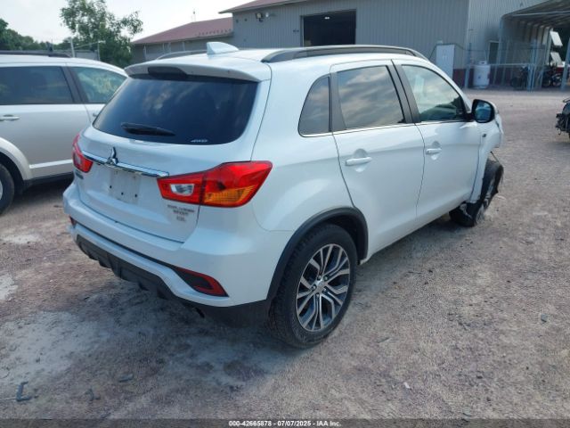 2018 MITSUBISHI OUTLANDER SPORT JA4AR4AW0JU010777 Photo 3