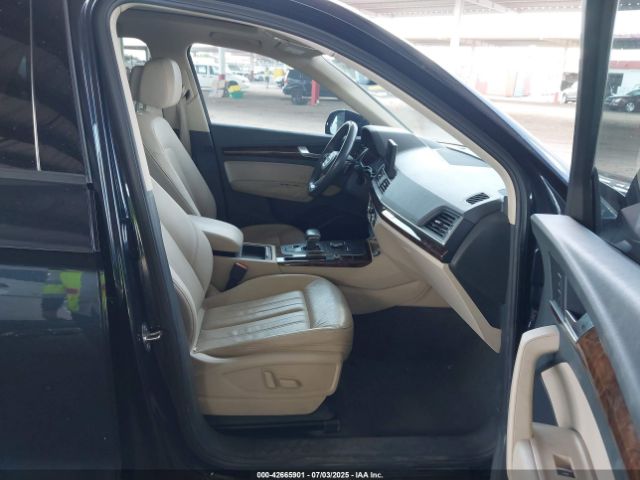 2018 AUDI Q5 WA1ANAFY4J2122790 Photo 4