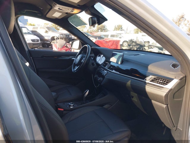 WBXJG7C0XL3L39052 BMW X1