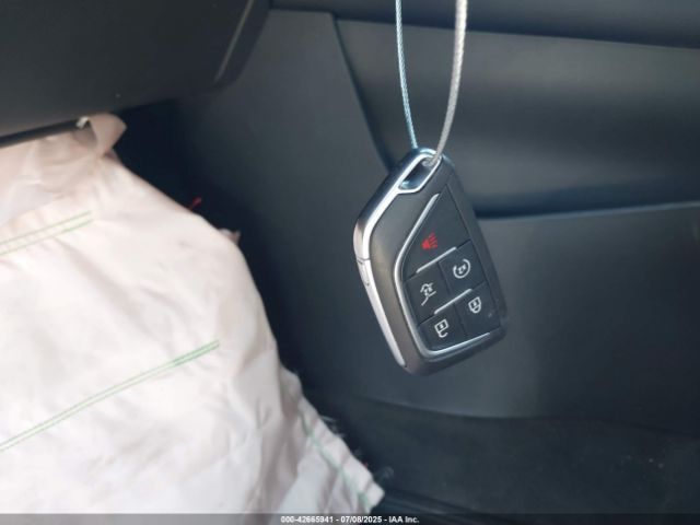 2025 CADILLAC XT4 1GYFZFR45SF114594 Photo 10