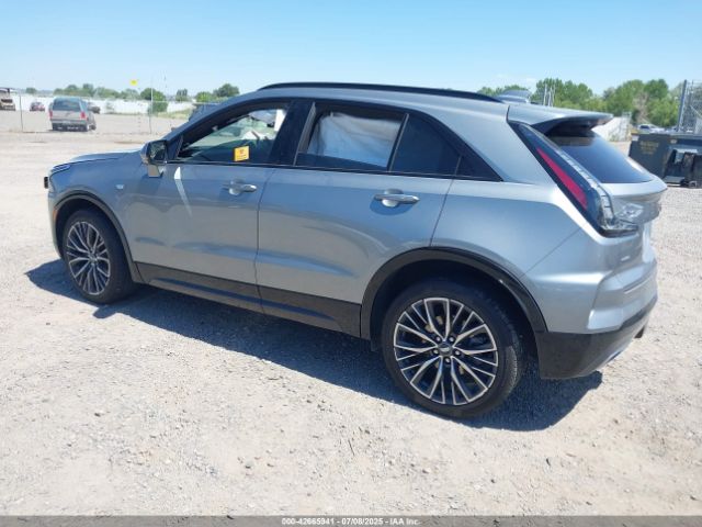 2025 CADILLAC XT4 1GYFZFR45SF114594 Photo 2