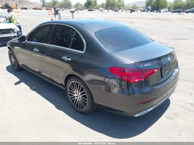 Mercedes-Benz m254 2023 W1KAF4GB1PR118409 Image 3