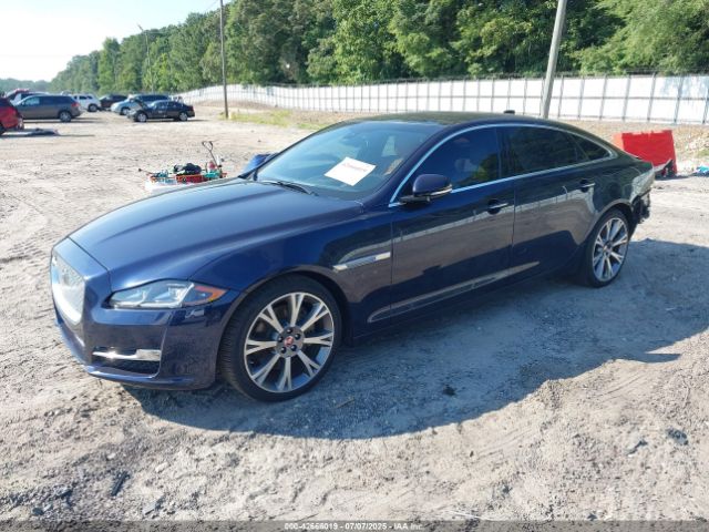 2017 JAGUAR XJ SAJWA2G71H8W08615 Photo 1