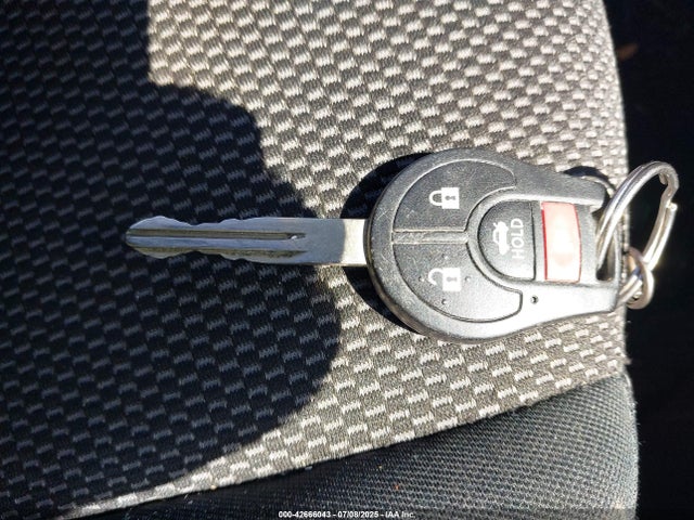 3N1AB7AP9EY338273 Nissan 2014
