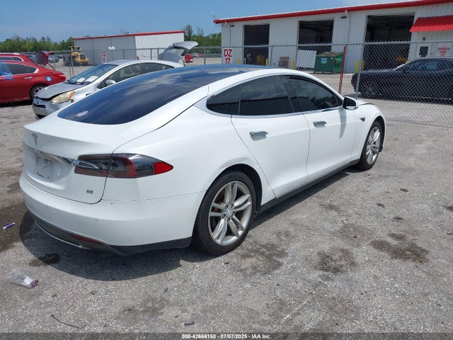 2013 TESLA MODEL S 5YJSA1CN5DFP20940 Photo 3