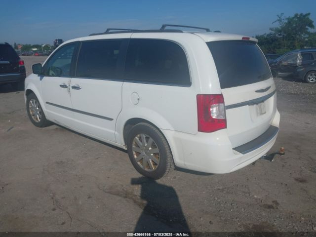 2016 CHRYSLER TOWN & COUNTRY 2C4RC1BG6GR240328 Photo 2
