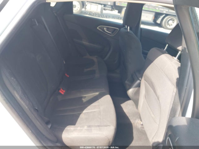 Chrysler 2016 2016 1C3CCCAB5GN134879 Image 8