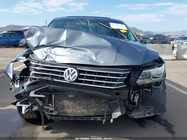 1VWLA7A32KC004903 Volkswagen 2019