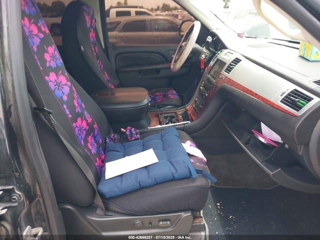 2010 CADILLAC ESCALADE ESV 1GYUCJEF5AR109959 Photo 4