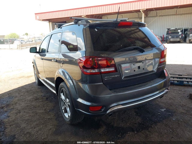 42666277 :رقم المزاد ، 3C4PDDGG8HT564975 vin ، 2017 Dodge Journey Crossroad Plus Awd مزاد بيع