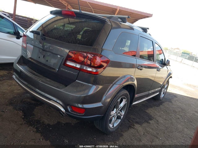 42666277 :رقم المزاد ، 3C4PDDGG8HT564975 vin ، 2017 Dodge Journey Crossroad Plus Awd مزاد بيع