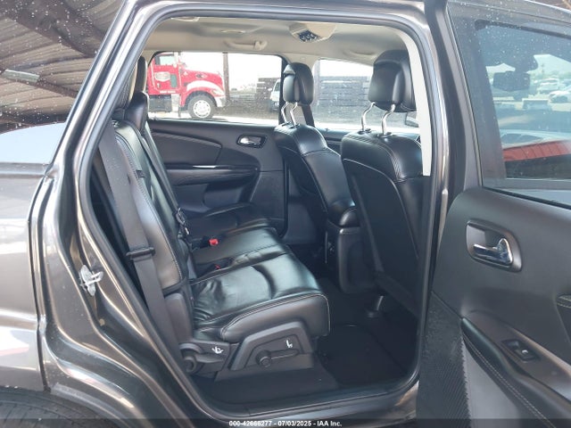 42666277 :رقم المزاد ، 3C4PDDGG8HT564975 vin ، 2017 Dodge Journey Crossroad Plus Awd مزاد بيع