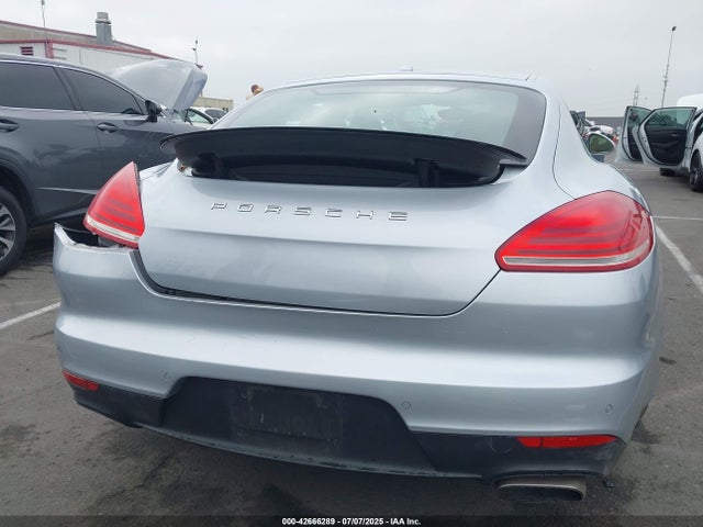 Porsche Panamera 2016 WP0AA2A72GL001734 Image 16