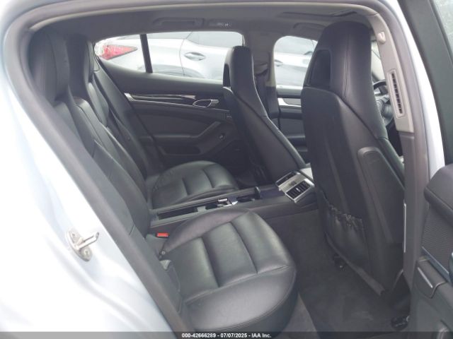 2016 PORSCHE PANAMERA WP0AA2A72GL001734 Photo 7