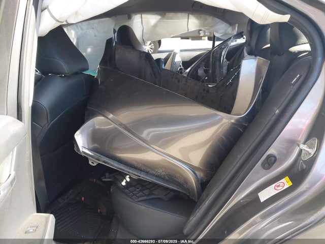 4T1B11HK4JU014085 Toyota CAMRY SE