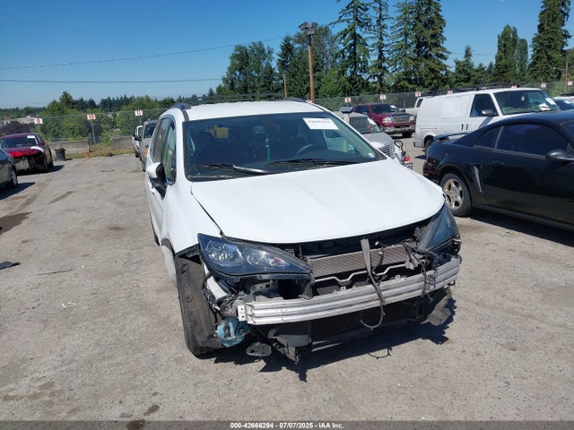 Chrysler 2020 2020 2C4RC1DG0LR144475 Image 13