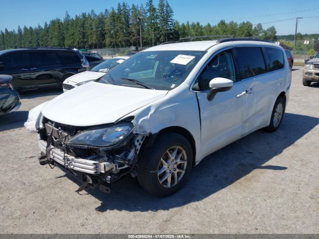 2020 CHRYSLER VOYAGER 2C4RC1DG0LR144475 Photo 1