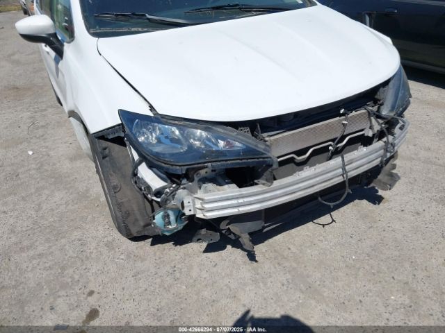 2020 CHRYSLER VOYAGER 2C4RC1DG0LR144475 Photo 5