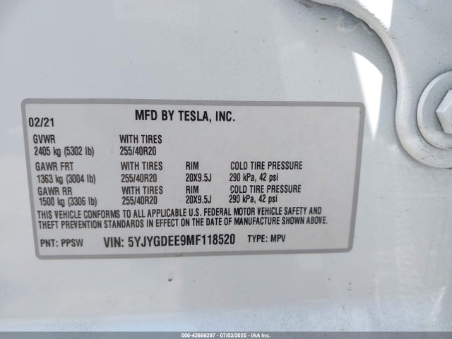 5YJYGDEE9MF118520 Tesla 2021