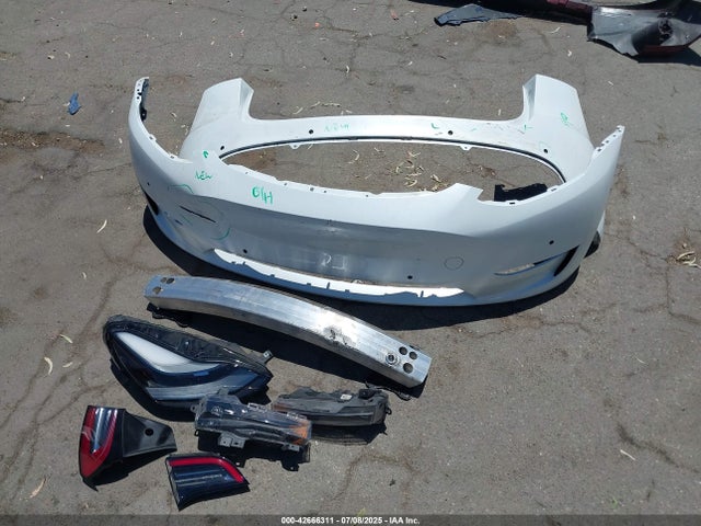 7SAYGDEF6NF381643 Tesla 2022
