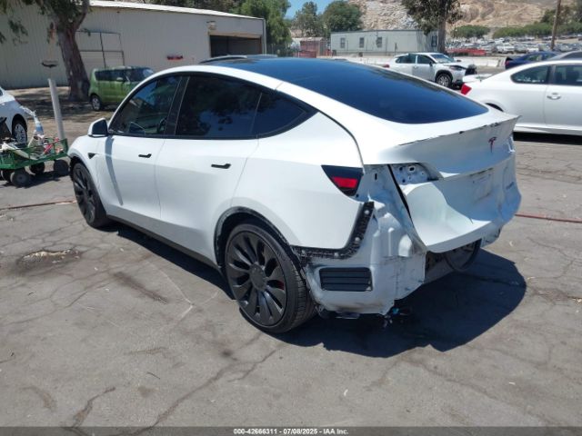 2022 TESLA MODEL Y 7SAYGDEF6NF381643 Photo 2