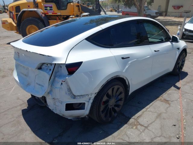 2022 TESLA MODEL Y 7SAYGDEF6NF381643 Photo 3