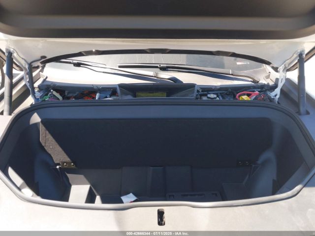 2023 RIVIAN R1S 7PDSGABL5PN003628 Photo 9