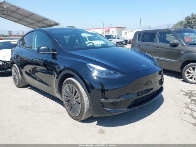 2023 TESLA MODEL Y 7SAYGDEE3PF886906 Photo 0