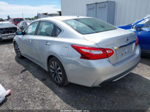 2017 NISSAN ALTIMA 1N4AL3AP1HC255507 Photo 2