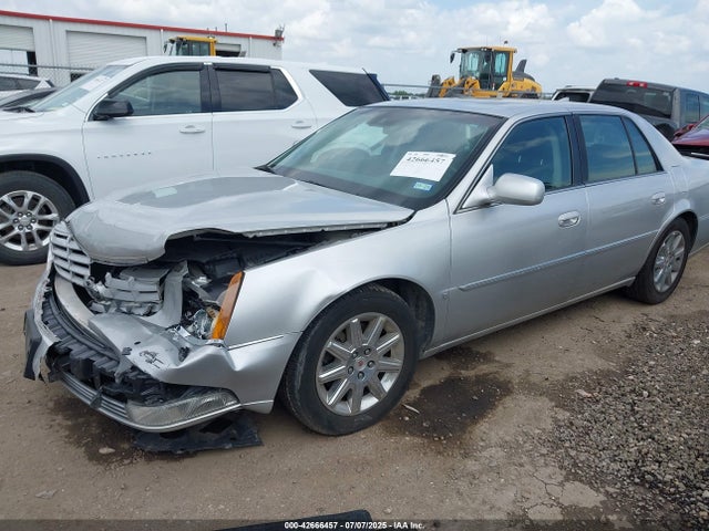 2010 CADILLAC DTS 1G6KH5EY3AU111068 Photo 1