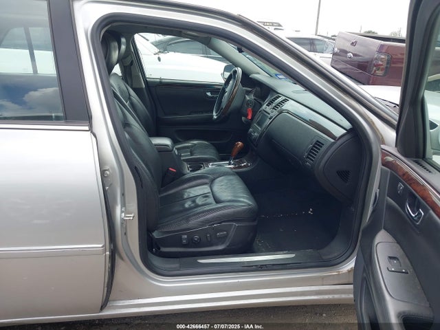 2010 CADILLAC DTS 1G6KH5EY3AU111068 Photo 4