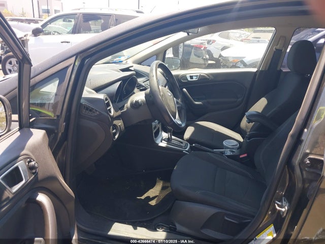 3FADP4BJ7FM203621 Ford 2015