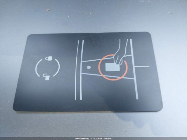 2023 TESLA MODEL 3 5YJ3E1EAXPF652089 Photo 10