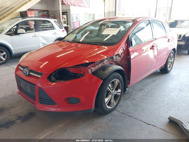 Ford 2014 2014 1FADP3F28EL455679 Image 2