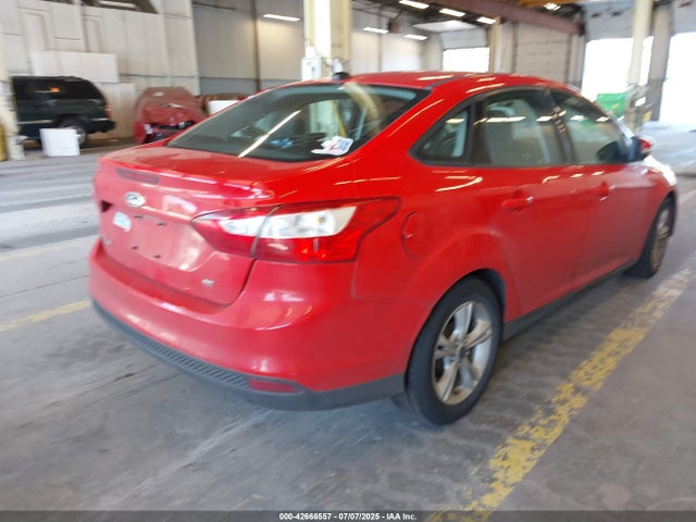 Ford 2014 2014 1FADP3F28EL455679 Image 4