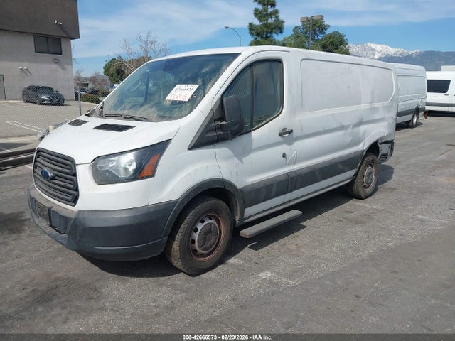 1FTYE1YM1KKA70468 Ford Transit-150
