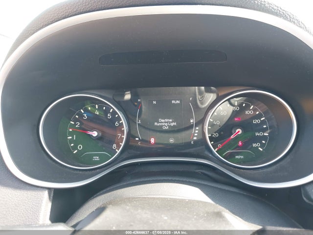 3C4NJCAB8JT182670 Jeep 2018