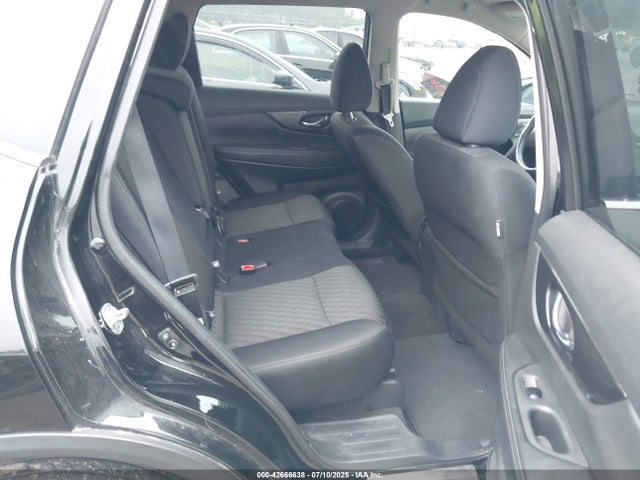 Nissan Rogue 2018 5N1AT2MV3JC752946 Image 8