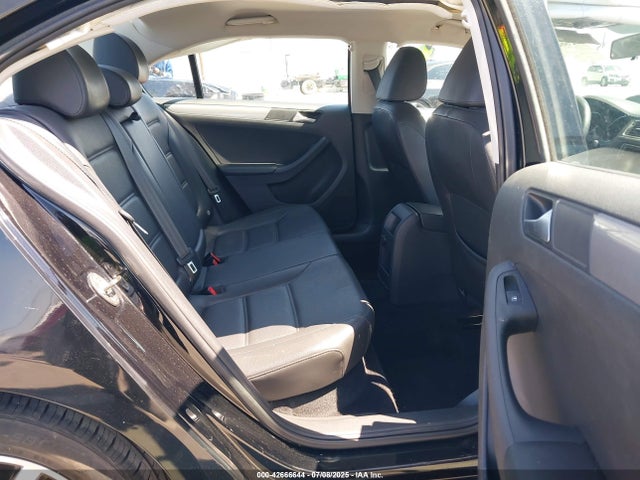 Volkswagen 1.4 tsi 2017 3VWDB7AJ9HM404545 Image 8