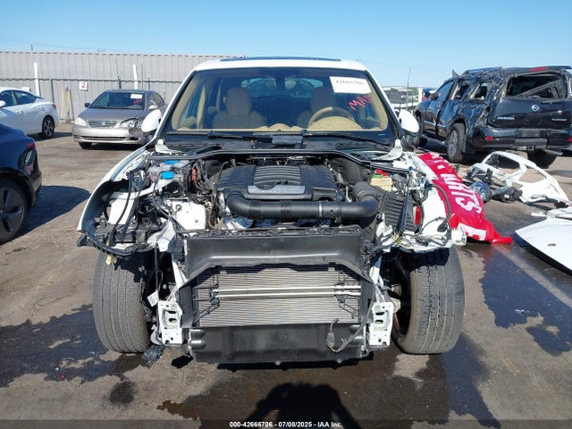 Porsche 2016 2016 WP1AA2A21GKA13141 Image 6