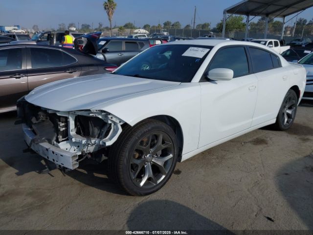 2015 DODGE CHARGER 2C3CDXHG9FH881284 Photo 1