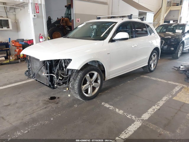 2012 AUDI Q5 WA1DKAFP2CA132093 Photo 1