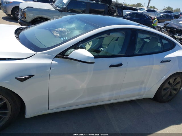 5YJSA1E59RF539344 Tesla 2024